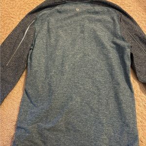 Lululemon long sleeve shirt, size large